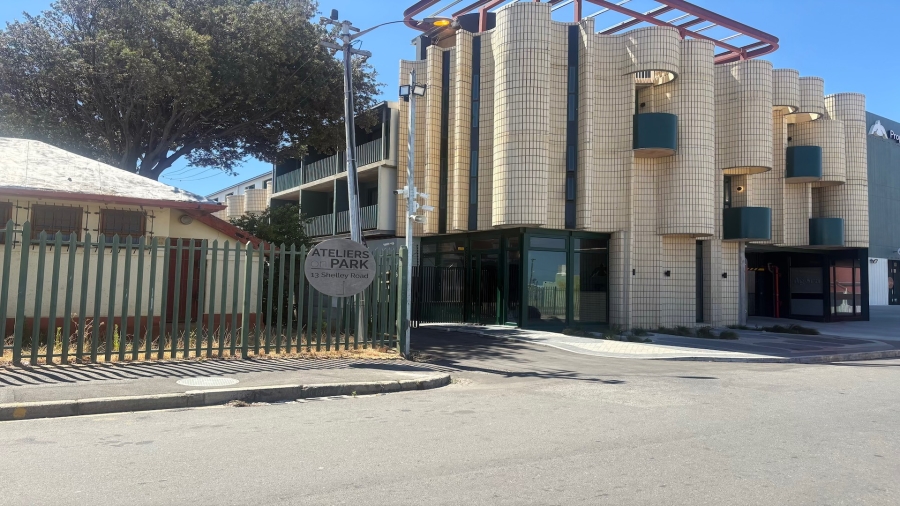 2 Bedroom Property for Sale in Woodstock Western Cape